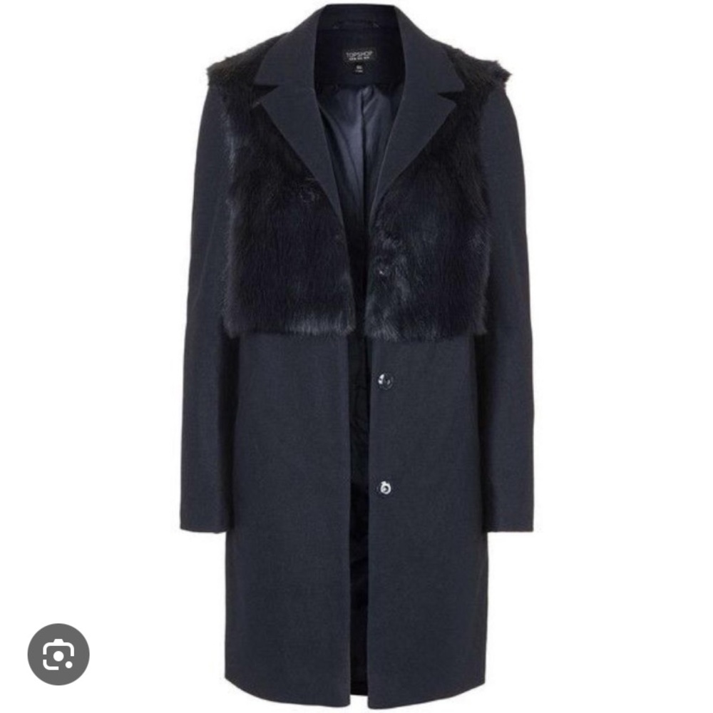 TOPSHOP coat with faux fur. Size US 8. Navy colour.